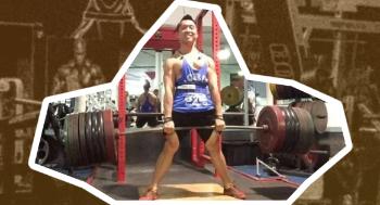 Een man met 80 kg lichaamsgewicht deadlift meer dan 300 kg