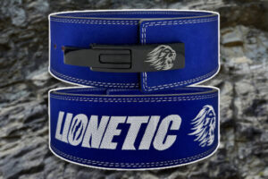 Lionetic Powerlifting Lever Belt in de kleur blauw