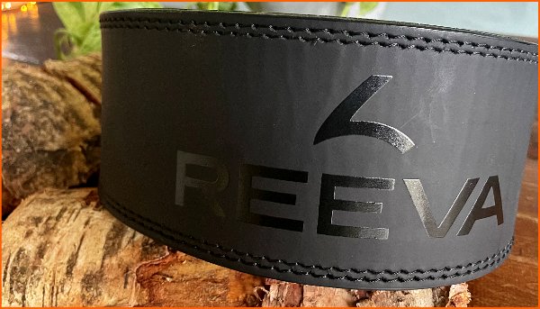 Vooraanzicht van de Reeva lifting belt